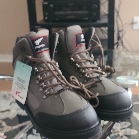 Man's  Fishing Hunting  Boots - Picture 2 of 8